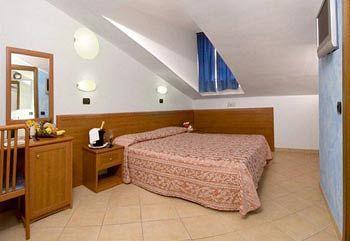 Queen Mary Hotel